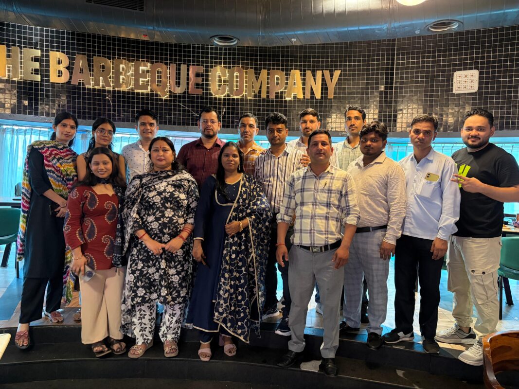 Swastik Professionals proudly celebrates 6 years of excellence, innovation, and trust in manufacturing premium commercial kitchen equipment across India.